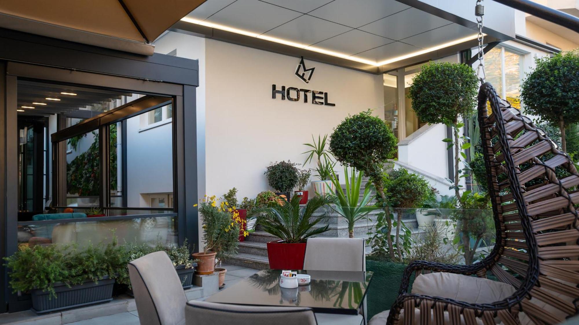 F&M Hotel 2 Tirana Exteriör bild